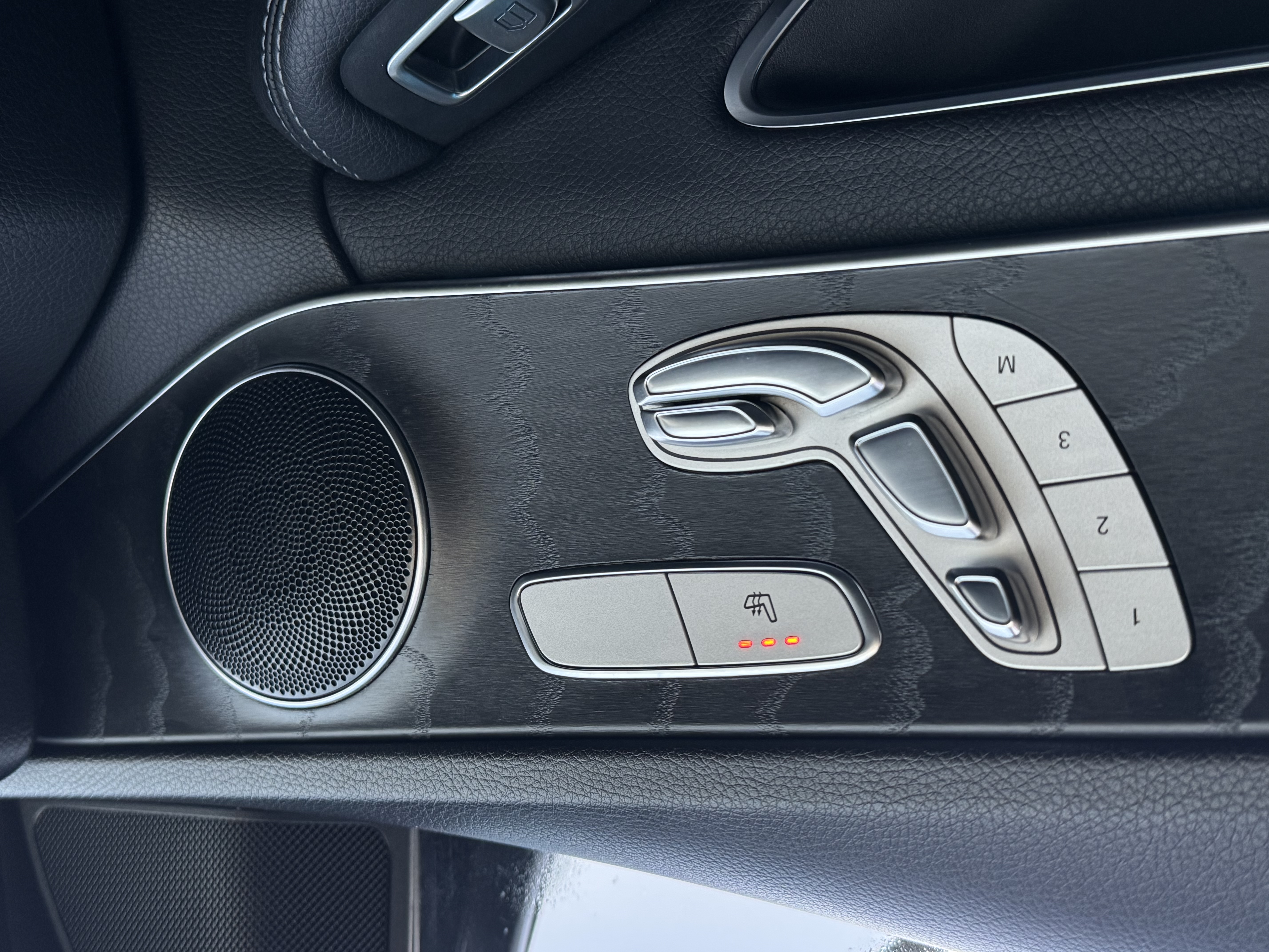 2016 Mercedes-Benz C220 AMG Line Premium