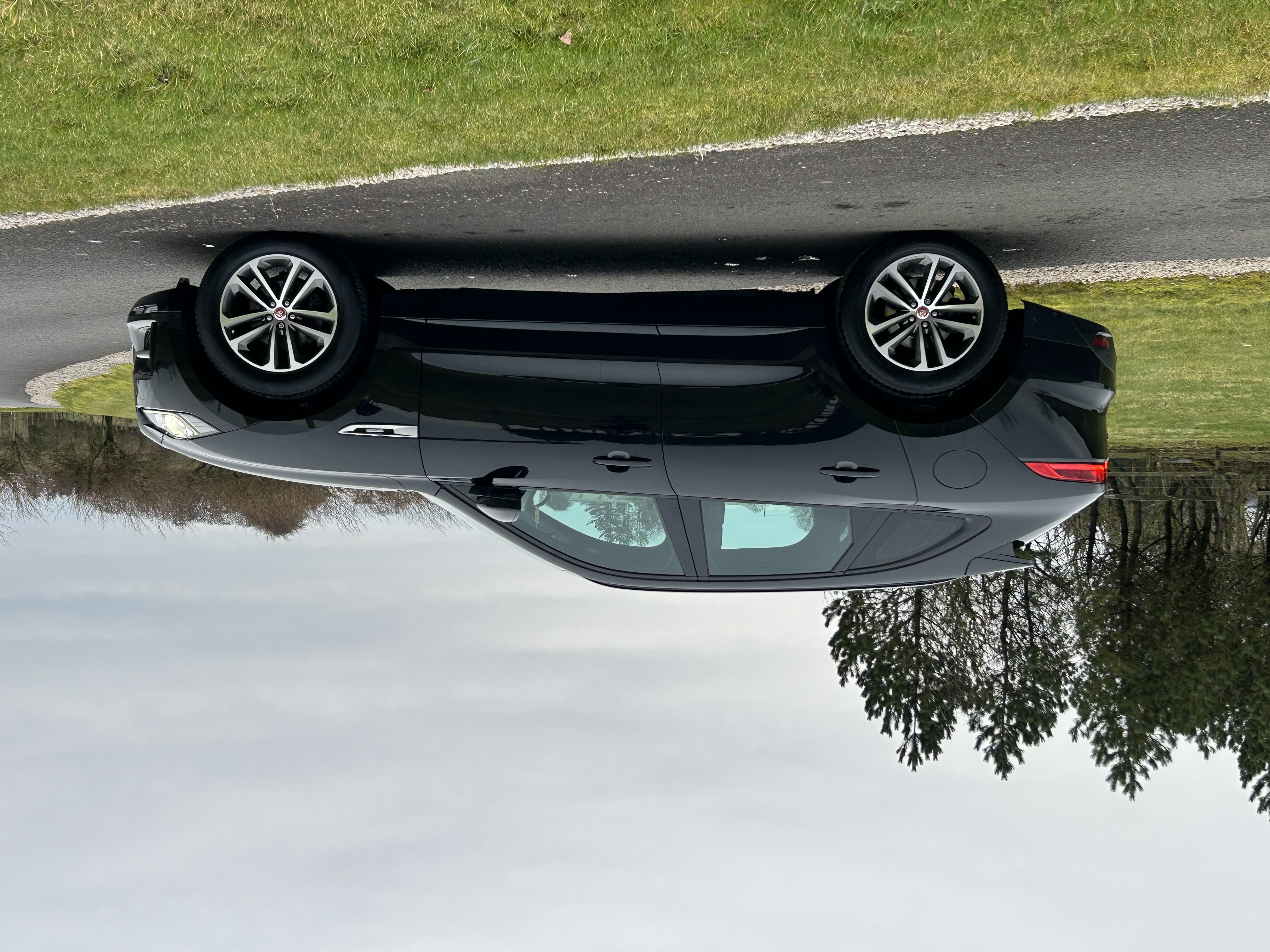 2017 Jaguar F-Pace D180 R-Sport