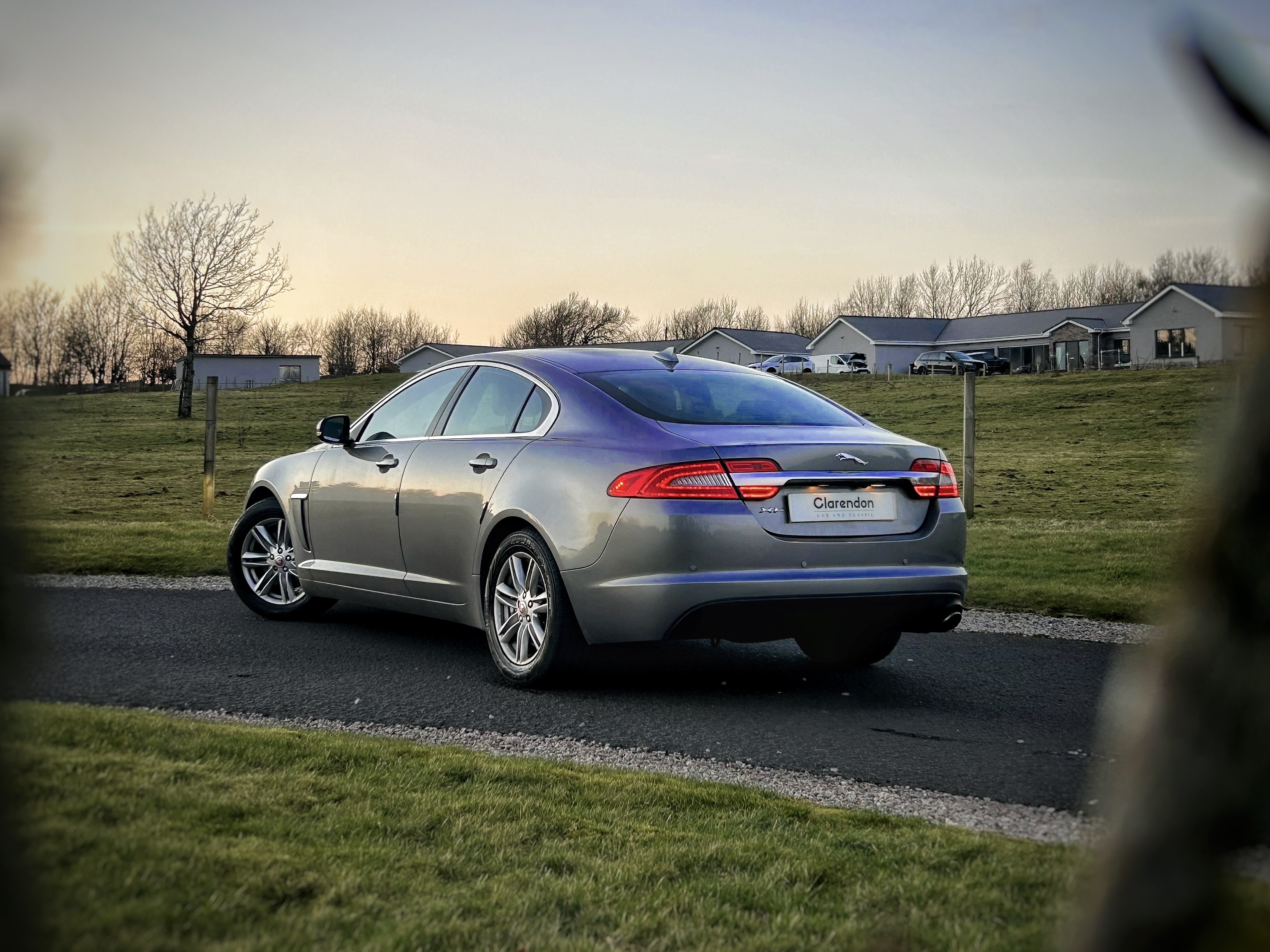 2014 Jaguar XF Luxury