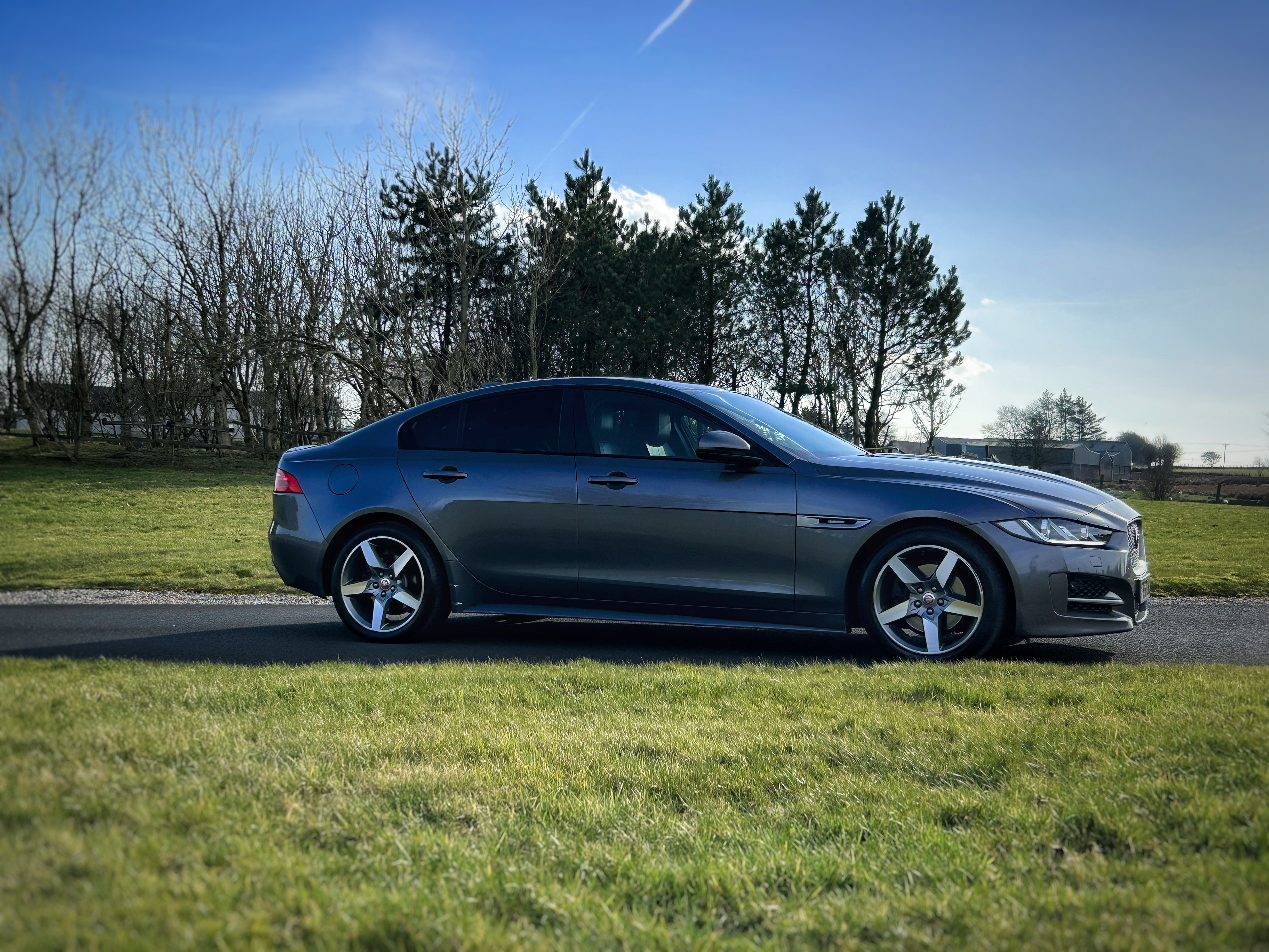 2017 Jaguar XE R-Sport