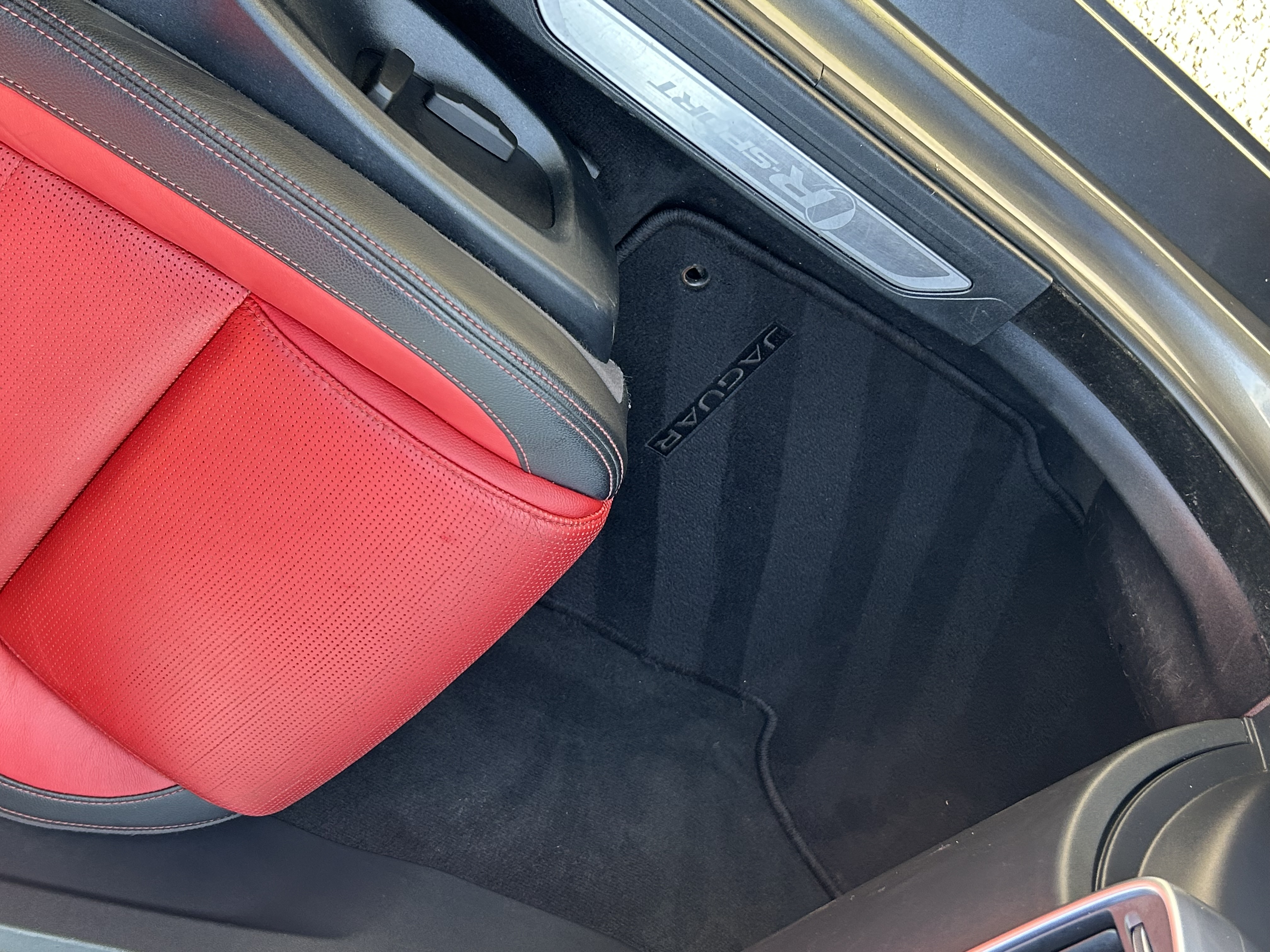 2017 Jaguar XE R-Sport