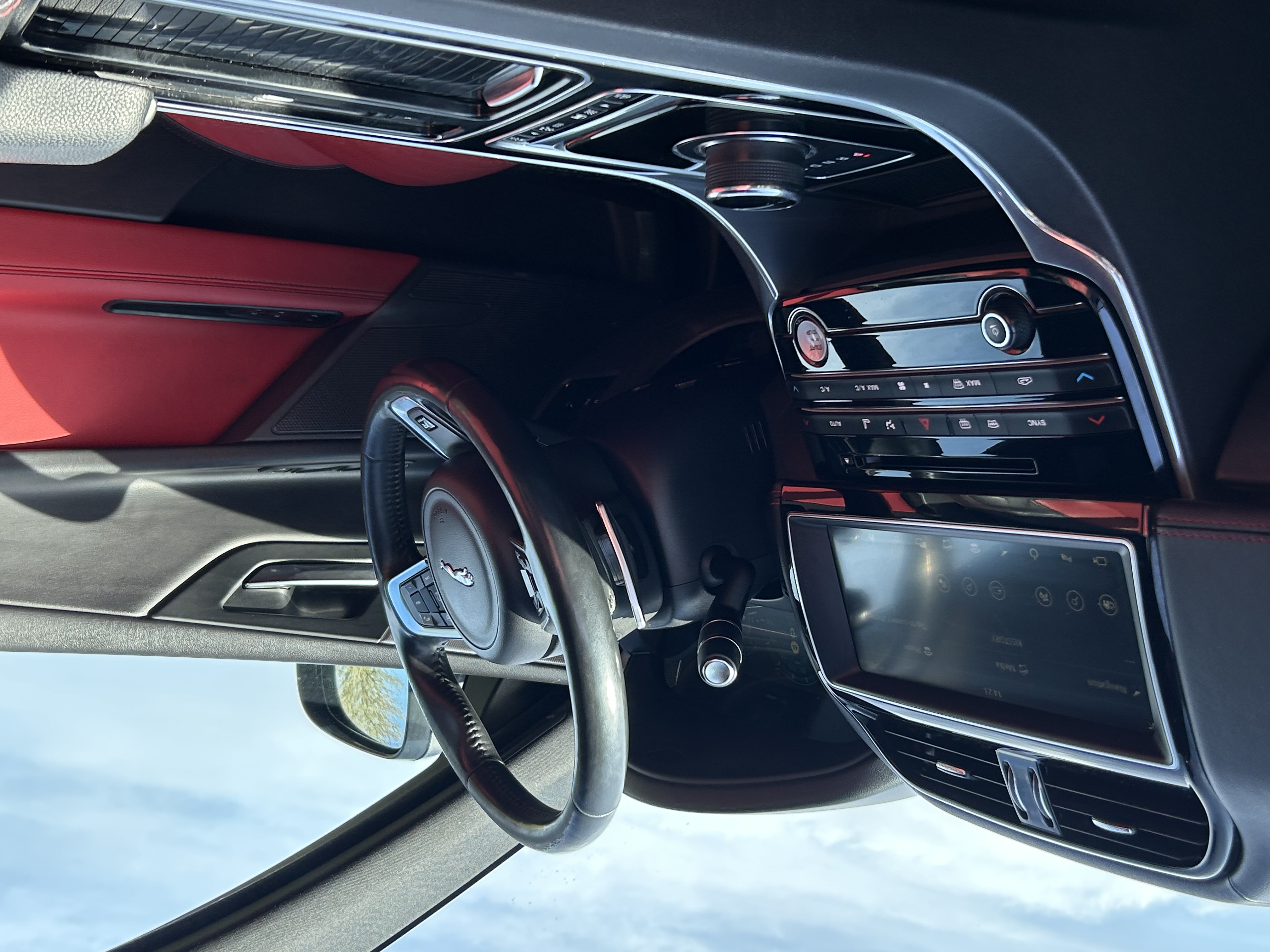 2017 Jaguar XE R-Sport