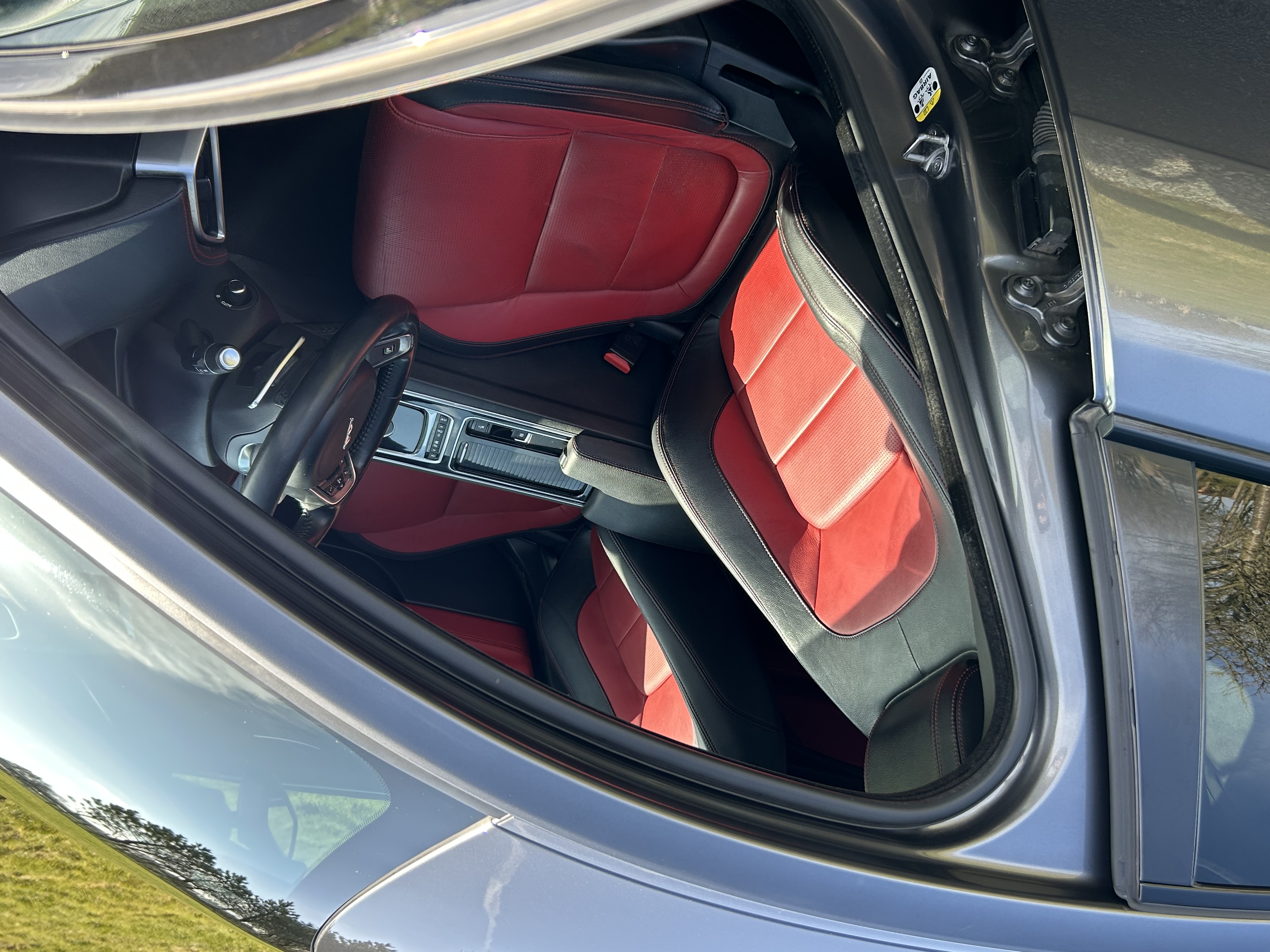 2017 Jaguar XE R-Sport