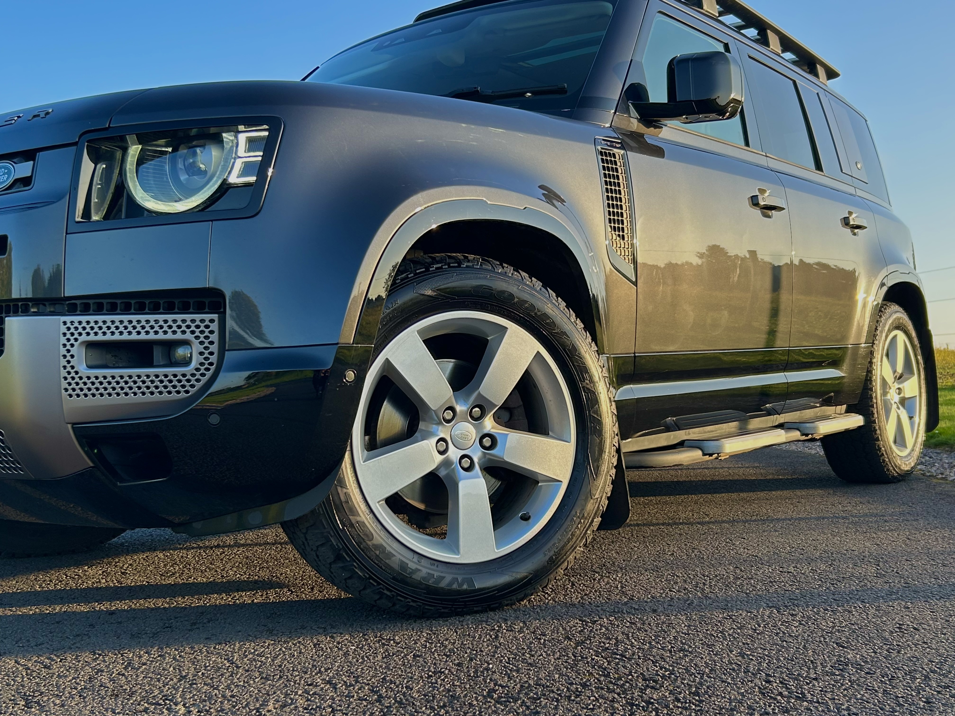 2021 Land Rover Defender X-Dynamic D250