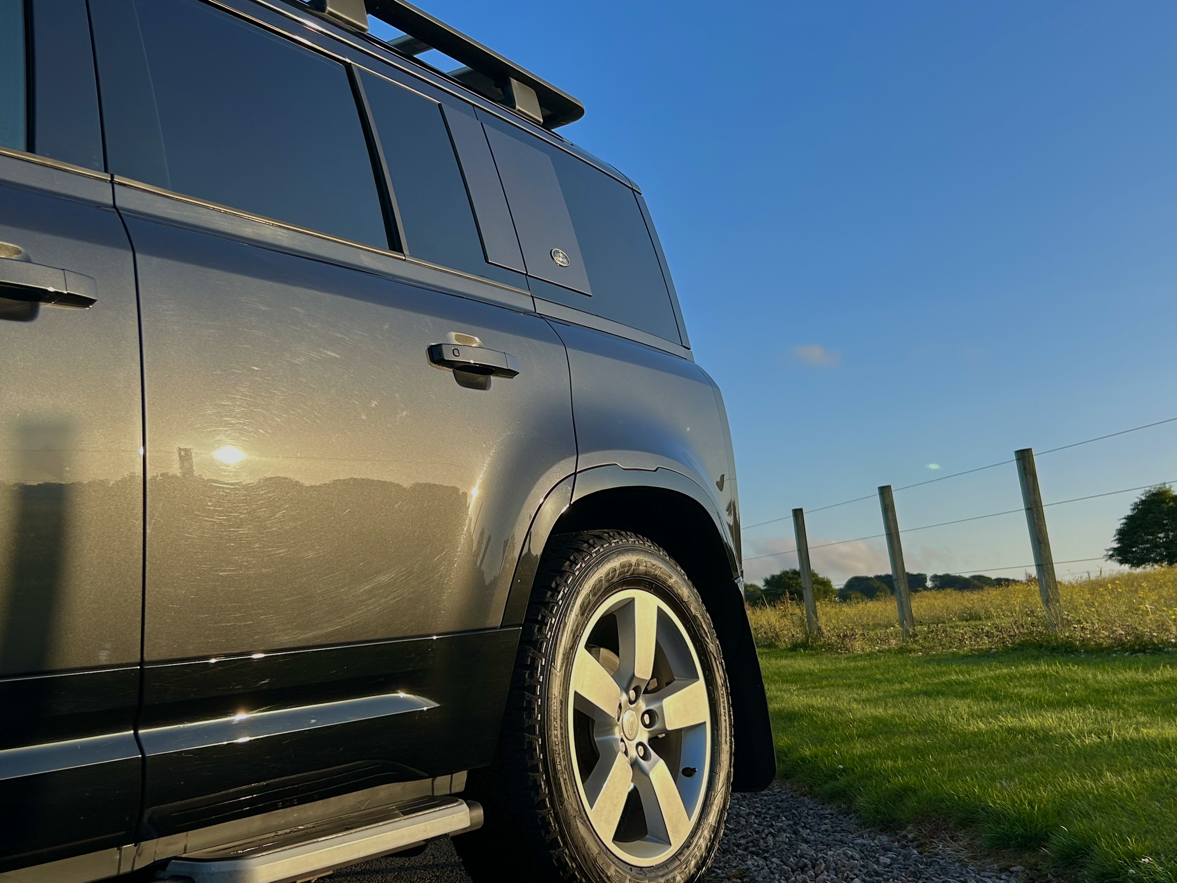 2021 Land Rover Defender X-Dynamic D250